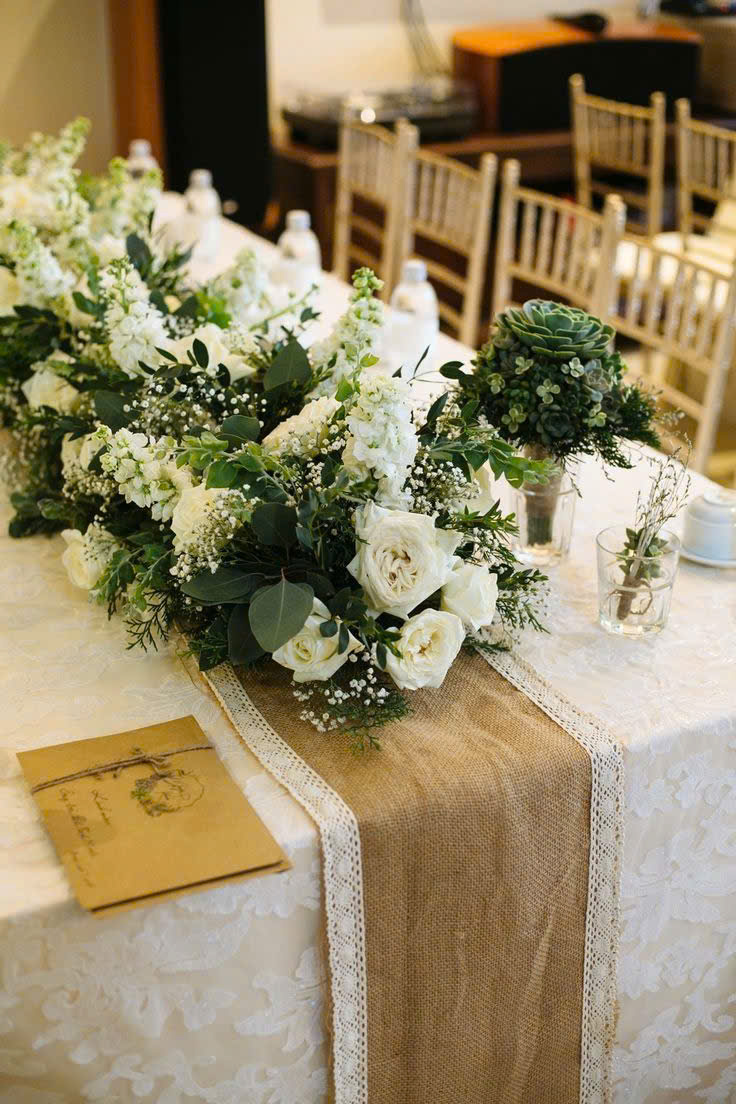 Hoa cưới tháng 10